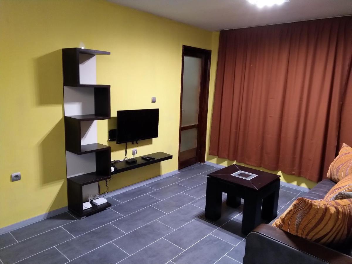 Eli Apartment Burgas Ngoại thất bức ảnh