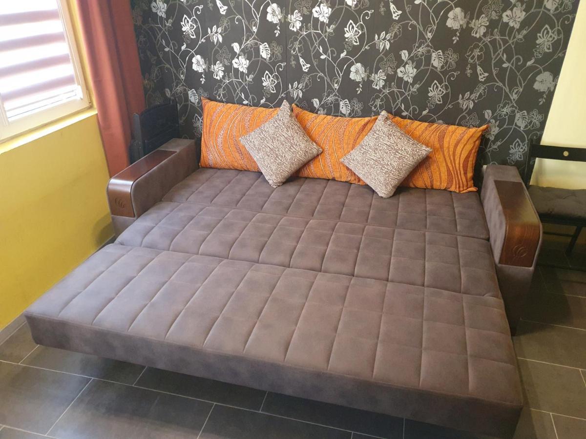 Eli Apartment Burgas Ngoại thất bức ảnh