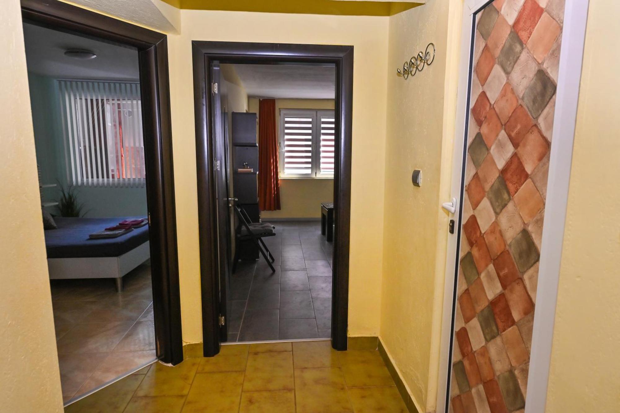 Eli Apartment Burgas Ngoại thất bức ảnh